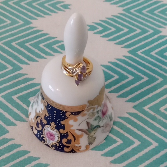 None Jewelry - Amethyst Ring Size 6